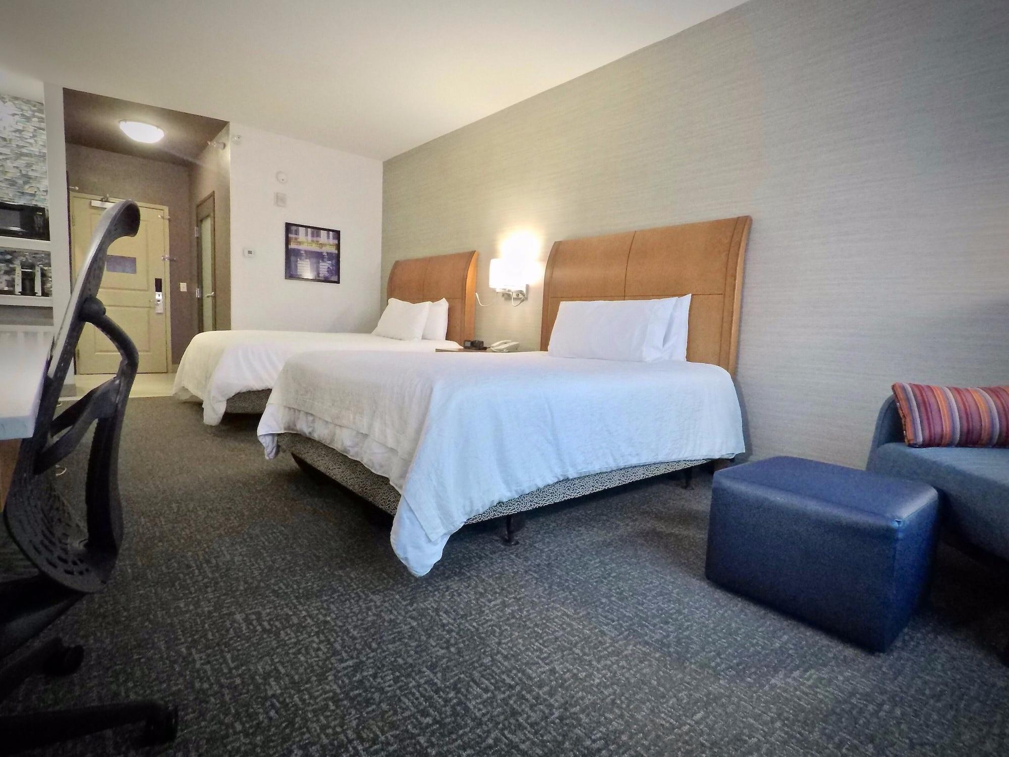 Hilton Garden Inn Уест Де Мойн Екстериор снимка