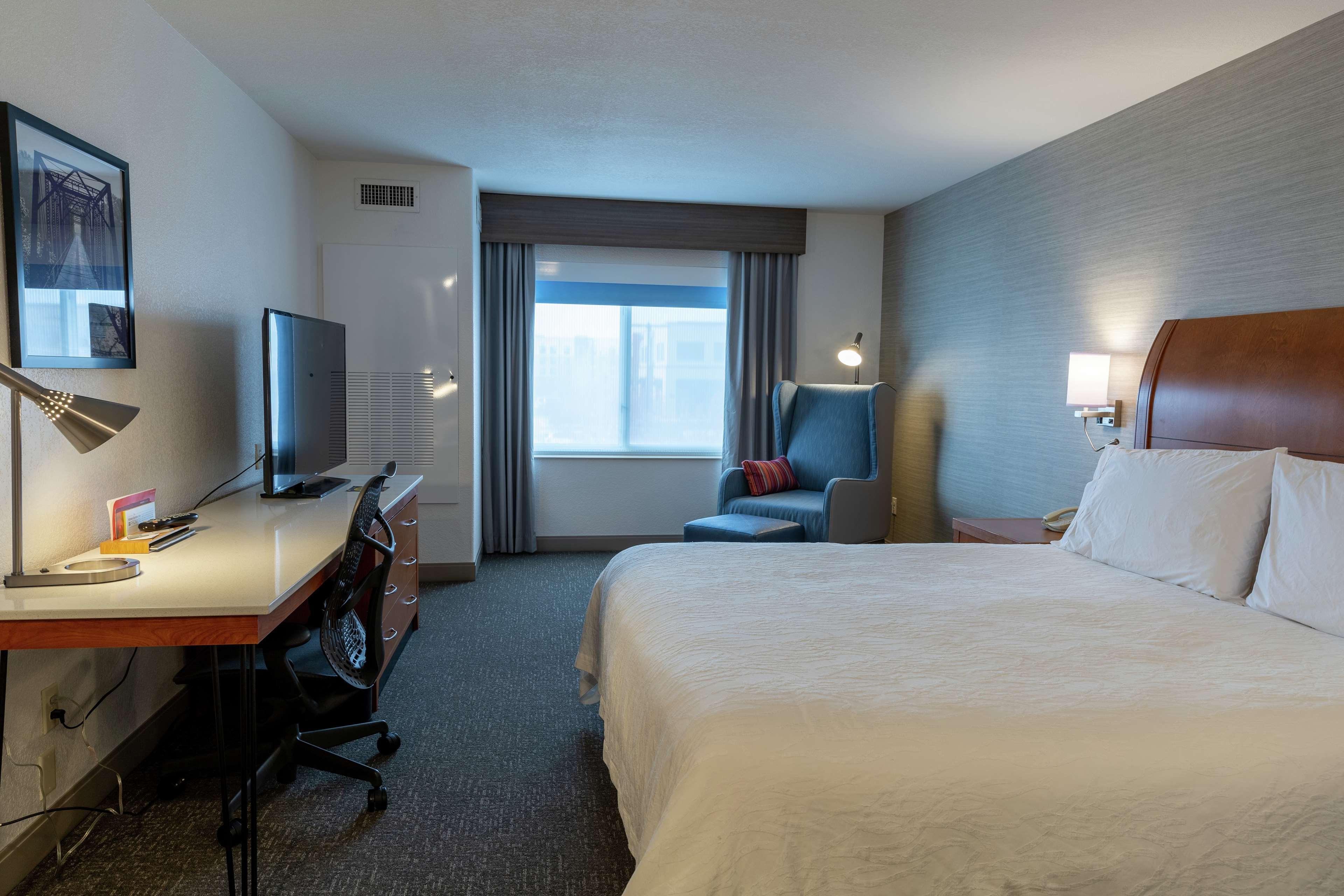 Hilton Garden Inn Уест Де Мойн Екстериор снимка