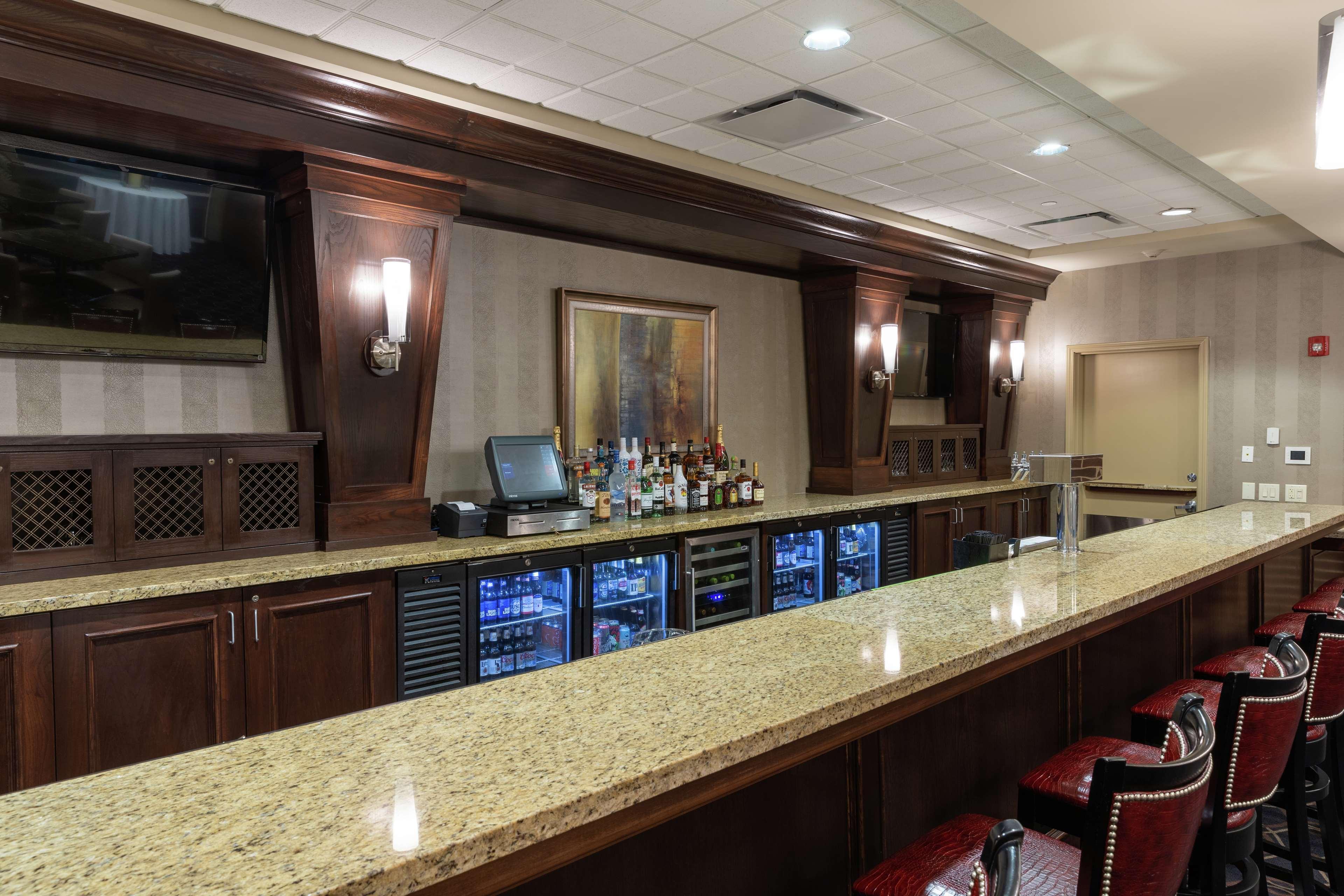 Hilton Garden Inn Уест Де Мойн Екстериор снимка