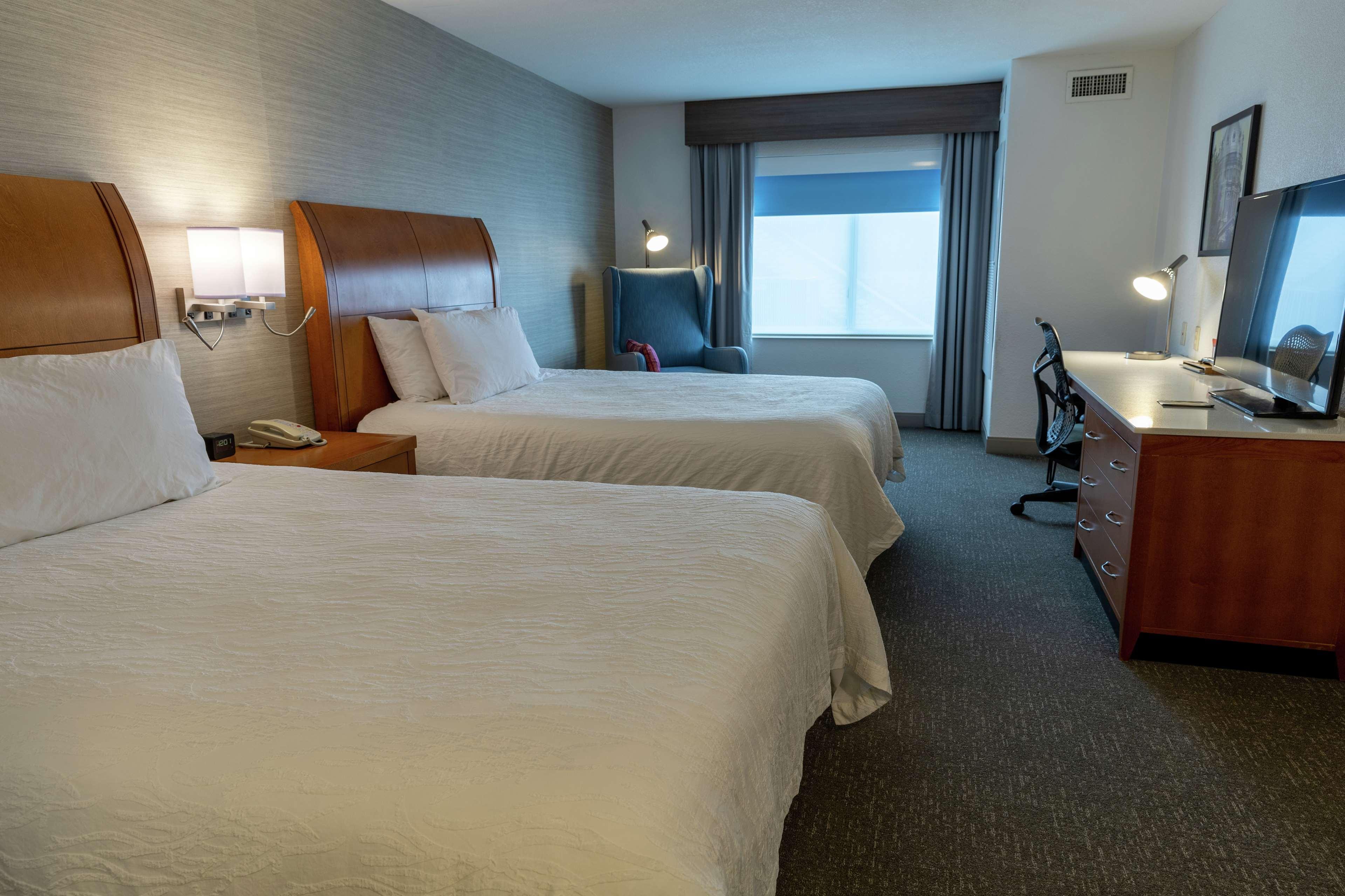 Hilton Garden Inn Уест Де Мойн Екстериор снимка
