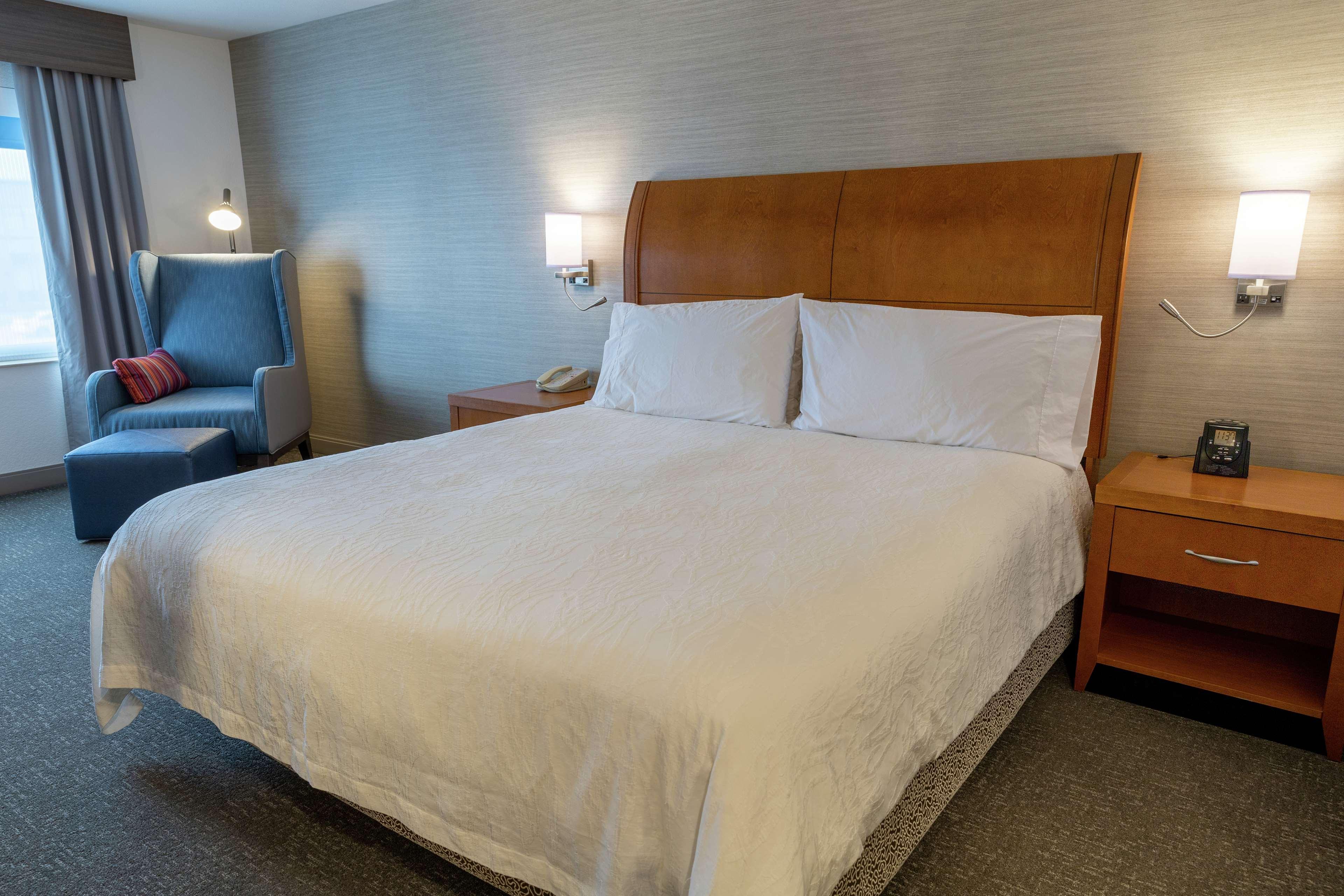 Hilton Garden Inn Уест Де Мойн Екстериор снимка