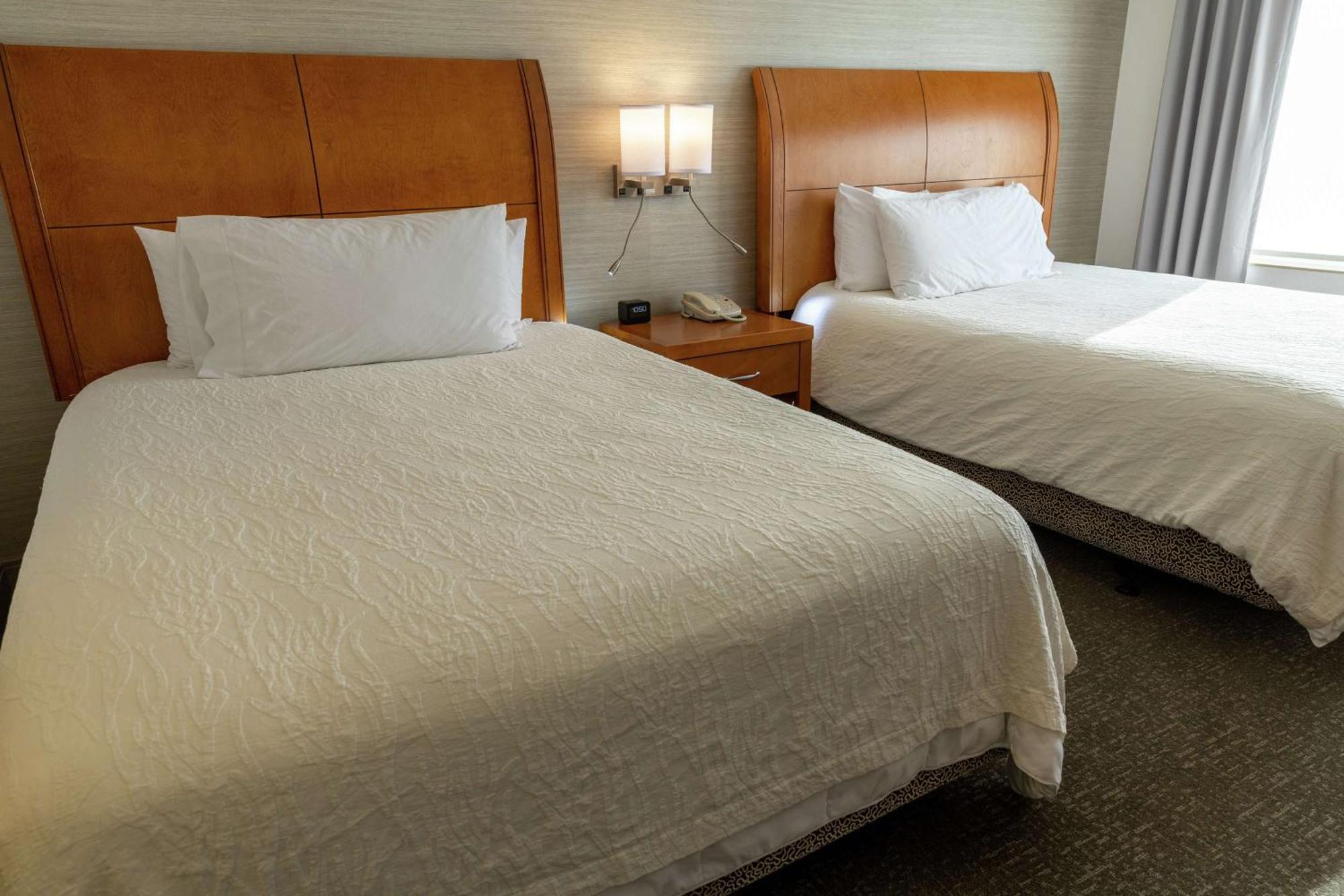 Hilton Garden Inn Уест Де Мойн Екстериор снимка